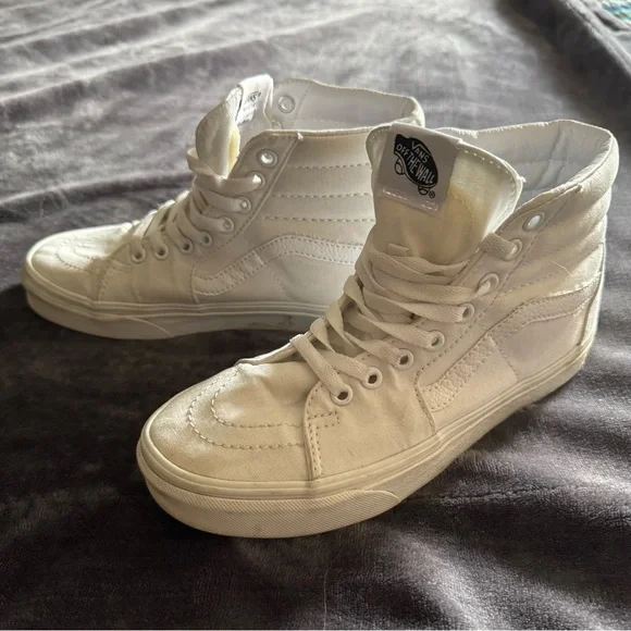 VANS - Picture 3 of 6